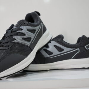 RUNINNG CAPTAIN SHOE WHITE AND GRAY